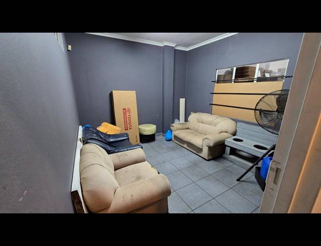 INDUSTRIAL FOR SALE IN BEACONVALE